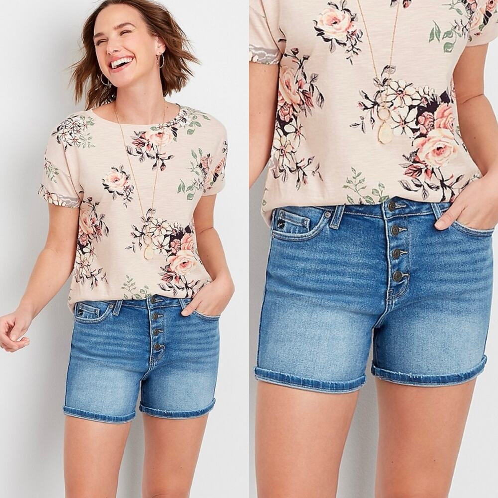 KanCan High Rise Button Fly 4 Inch Denim Short Light Wash Size 24 Modest‎ Clean